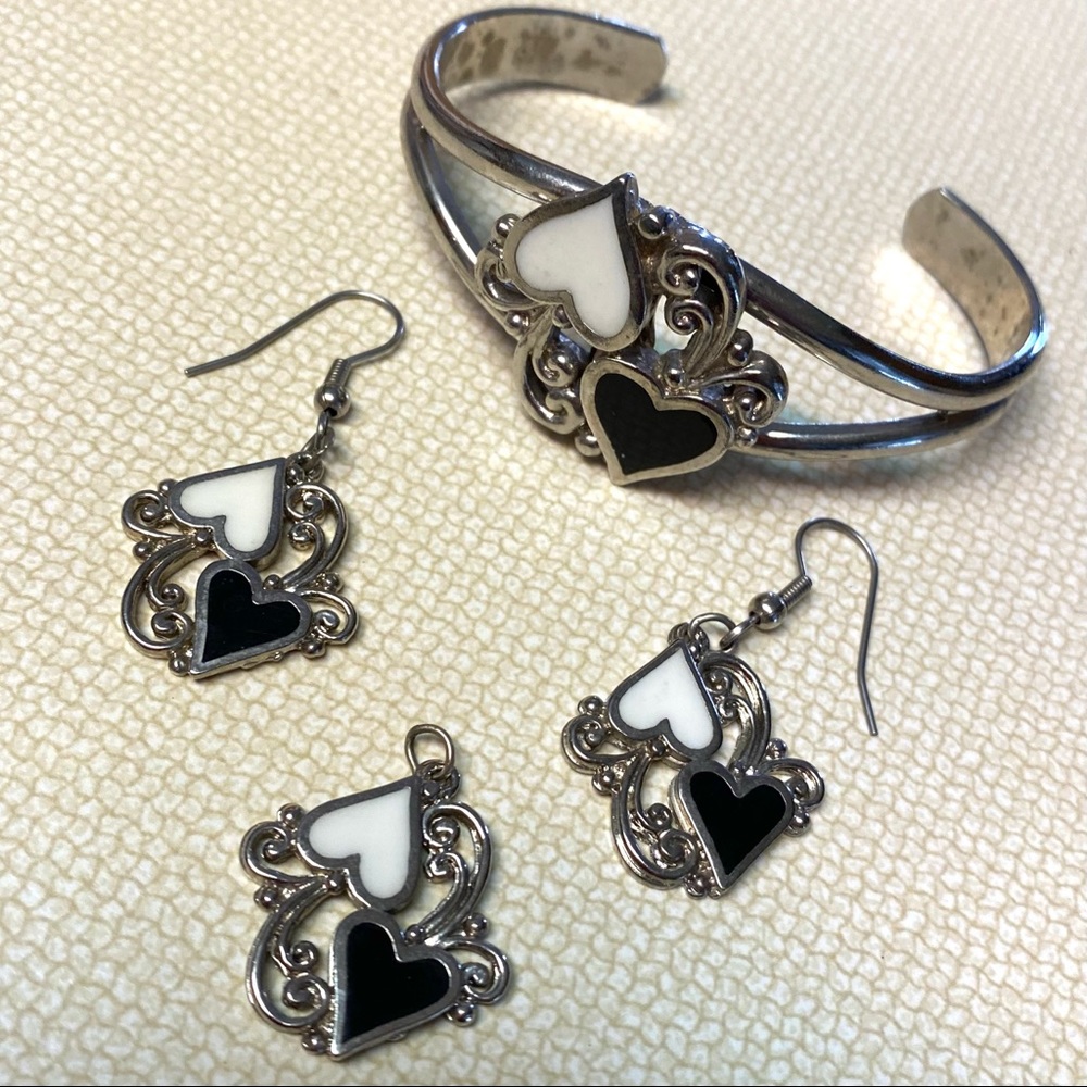 1995 EJC Set Bracelet, Earrings Pendant Hearts